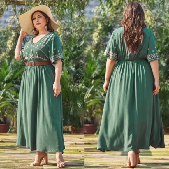 PLUS SIZE Green V neck Embroidered A-line Dress - Picture 4 of 5